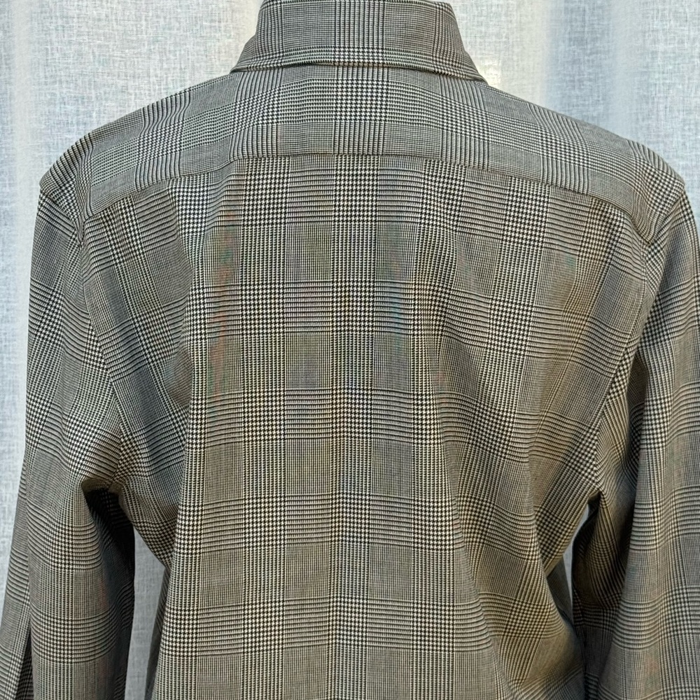 Faconnable white black houndstooth button down top - image 7